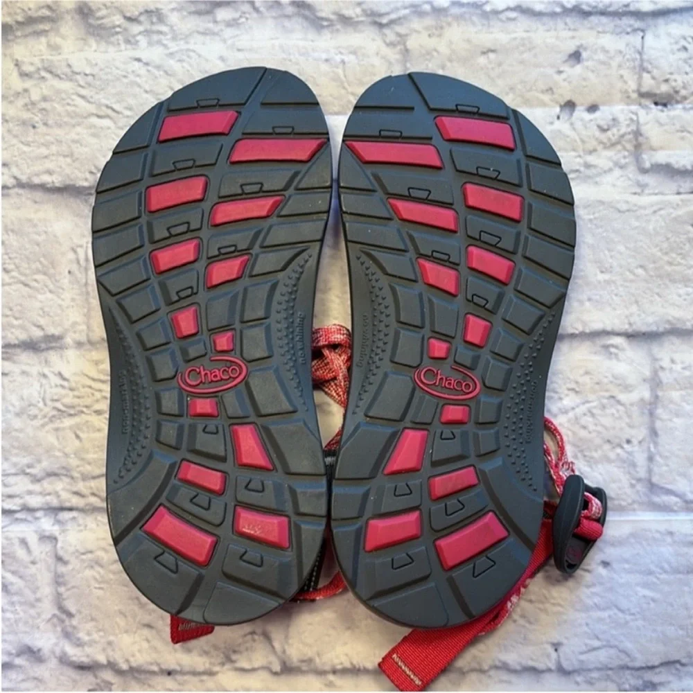Chaco Girls ZX/1 Ecotread Sport Sandals Pink and Gray Like New Kids Size 3